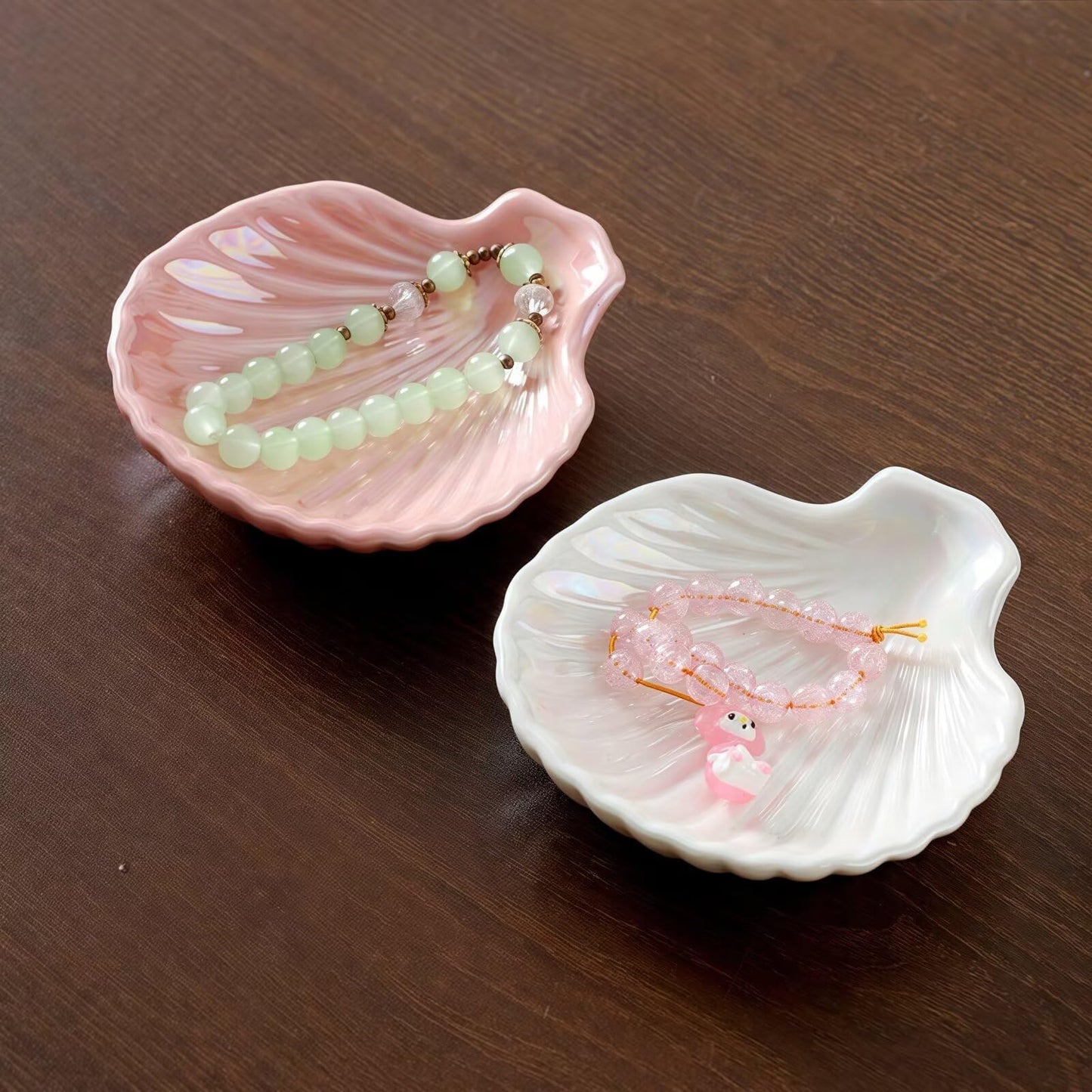 Koyzsen 3.9" Shell-Shaped Ceramic Ring Dish - White Iridescent Surface Jewelry Tray, Decorative Trinket Organizer for Rings, Earrings, Necklaces & Keys - Ideal for Mom, Friend, Sister