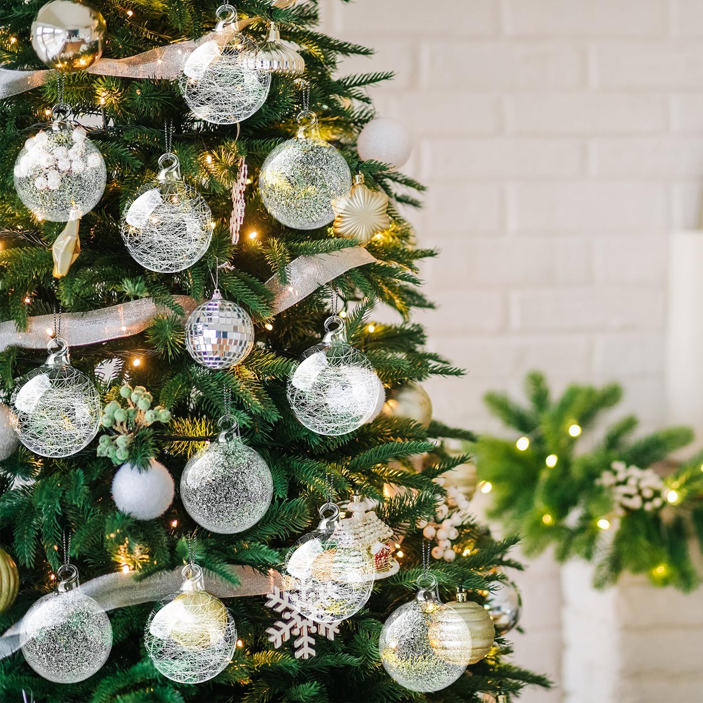 Suilung 12 Pcs Clear Glass Christmas Ornaments Balls Bulk Hand Blown Glass Ornaments for Christmas Tree Hanging Decorative Ball for Xmas Holiday Wedding Birthday Home Party Decor