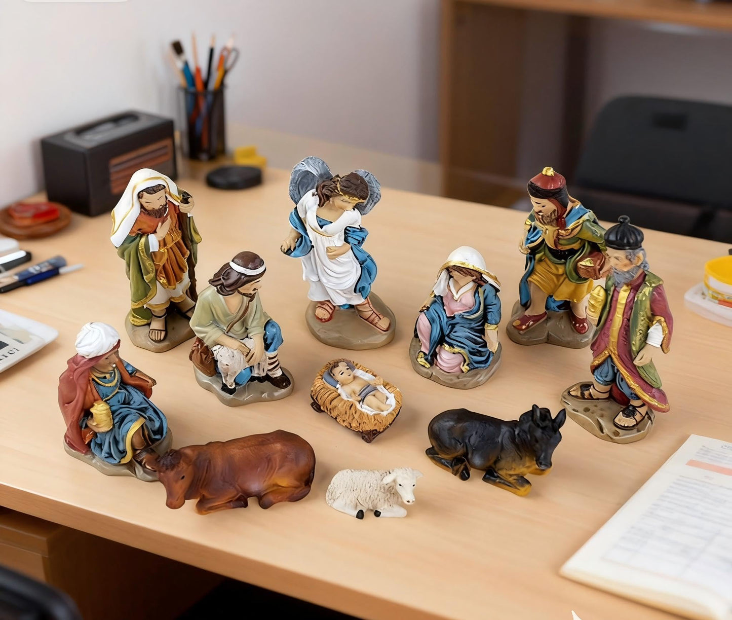 GoddenMene 11-Piece Nativity Set - Hand-Painted Resin Holy Family Figurines, Complete Christmas Nativity Scene with Angel, 3 Kings, Shepherds & Animals for Home Decor & Gifts