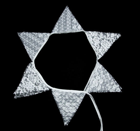 LOVENJOY White Floral Lace Pennant Banner, Fabric Triangle Lace Bunting Flag Garland - 10.8 Feet