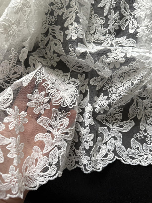 JESSANS 2pcs French Curtains Lace Gauze for Living Room Cream Retro Wavy Edge Bedroom Bay Window Girl Embroidery Curtain Door White Tulle Rod Pocket (W51XH51IN)