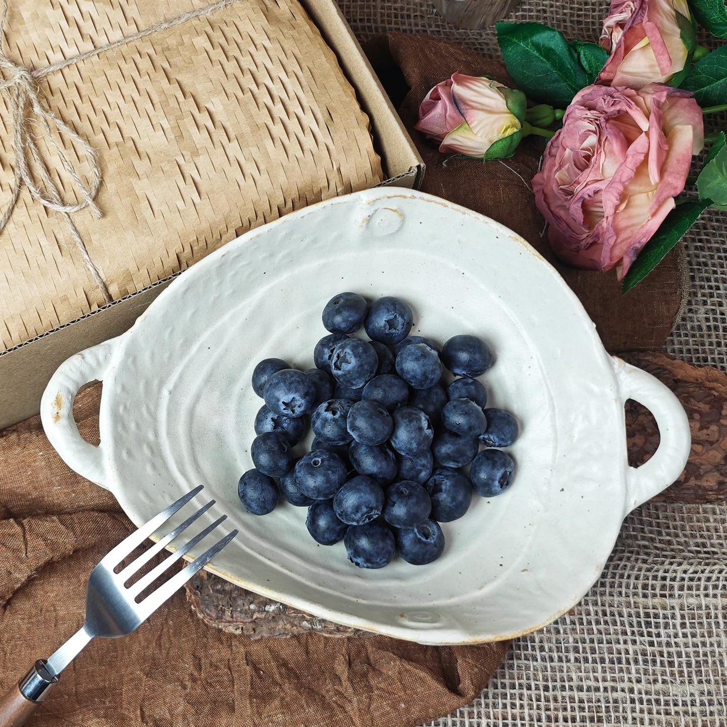LUSHHAHA Retro Free-Form Edge Decorative Bowl Ceramic Fruit Bowl with Handle，Matte Farmhouse Cutlery Serving Bowls,Salad Bowl,Table Centerpiece Decor，Housewife/Handmade Gift Box