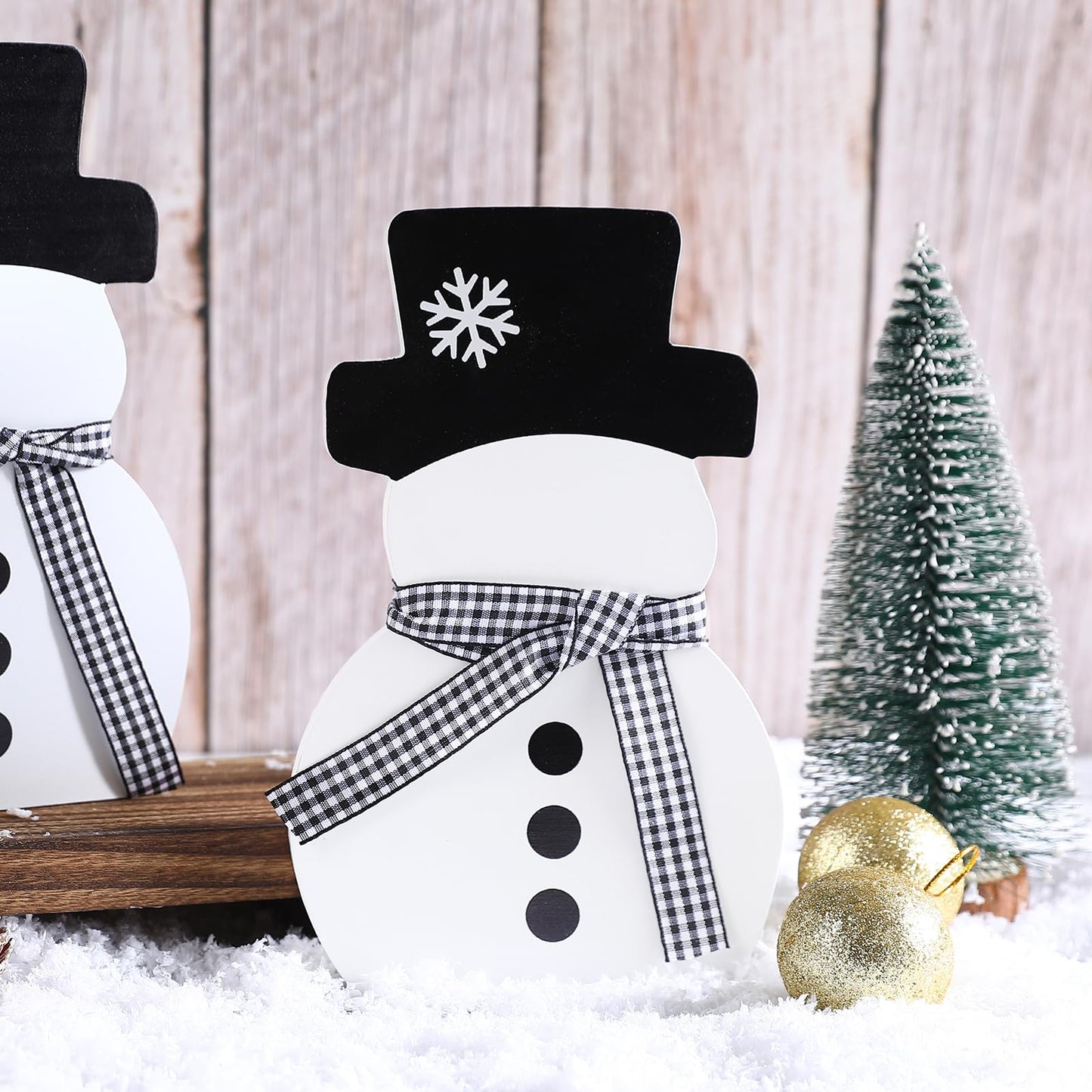 Christmas Decorations-2pcs Winter Wooden Snowman Signs Winter White Standing Farmhouse Snowman for Office Table Mantle Home Xmas Party Decor
