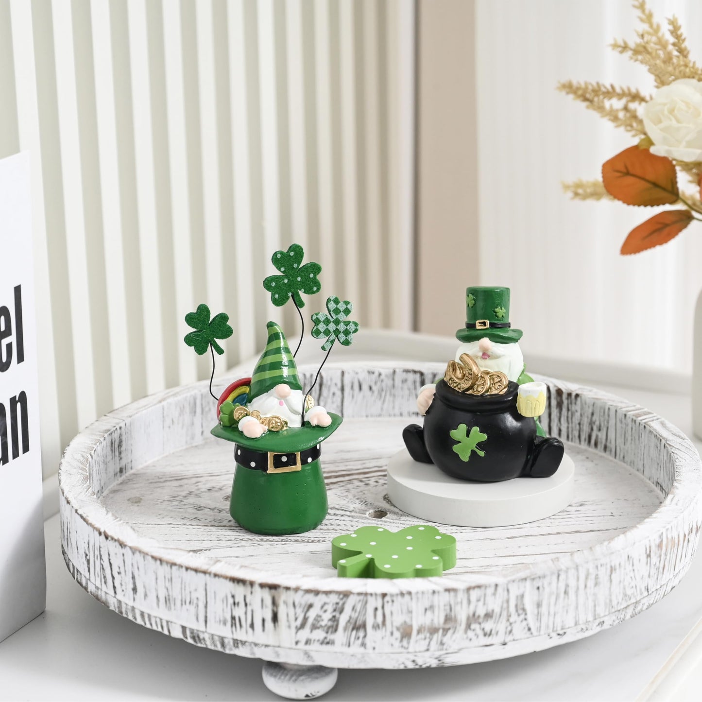 AOMOONOA St. Patrick’s Day Gnomes, 2Pcs Small Leprechaun Figurines for Irish Home Decor, Resin Green Elf Statues with Coins and Lucky Clover for Holiday Tabletop, Tiered Tray Decorations