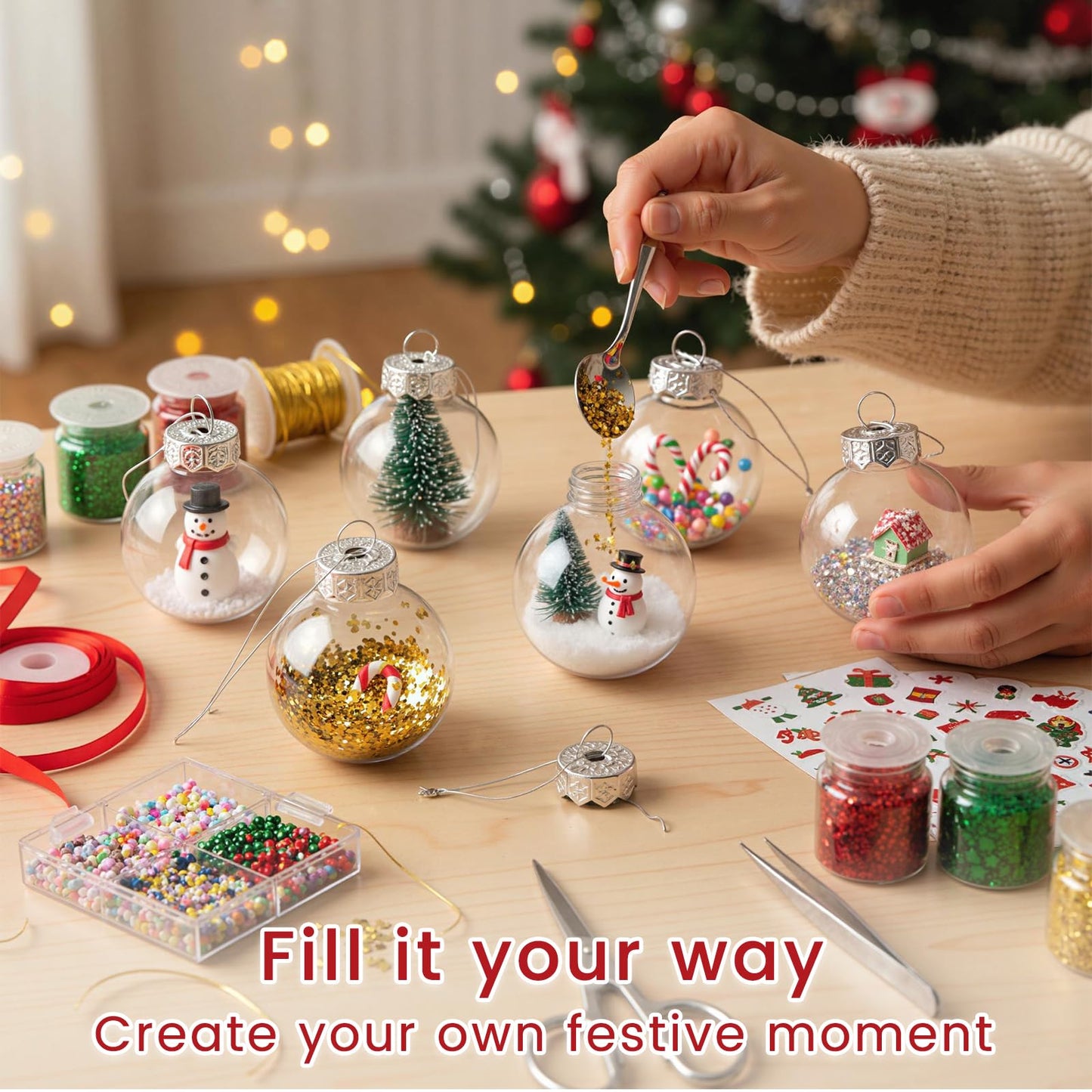 JOHOUSE 20PCS Clear Ornament Balls Fillable, 2 Inch Christmas Ornaments Balls Fillable Plastic Ball Ornament for DIY Crafts Xmas Tree Party Decor