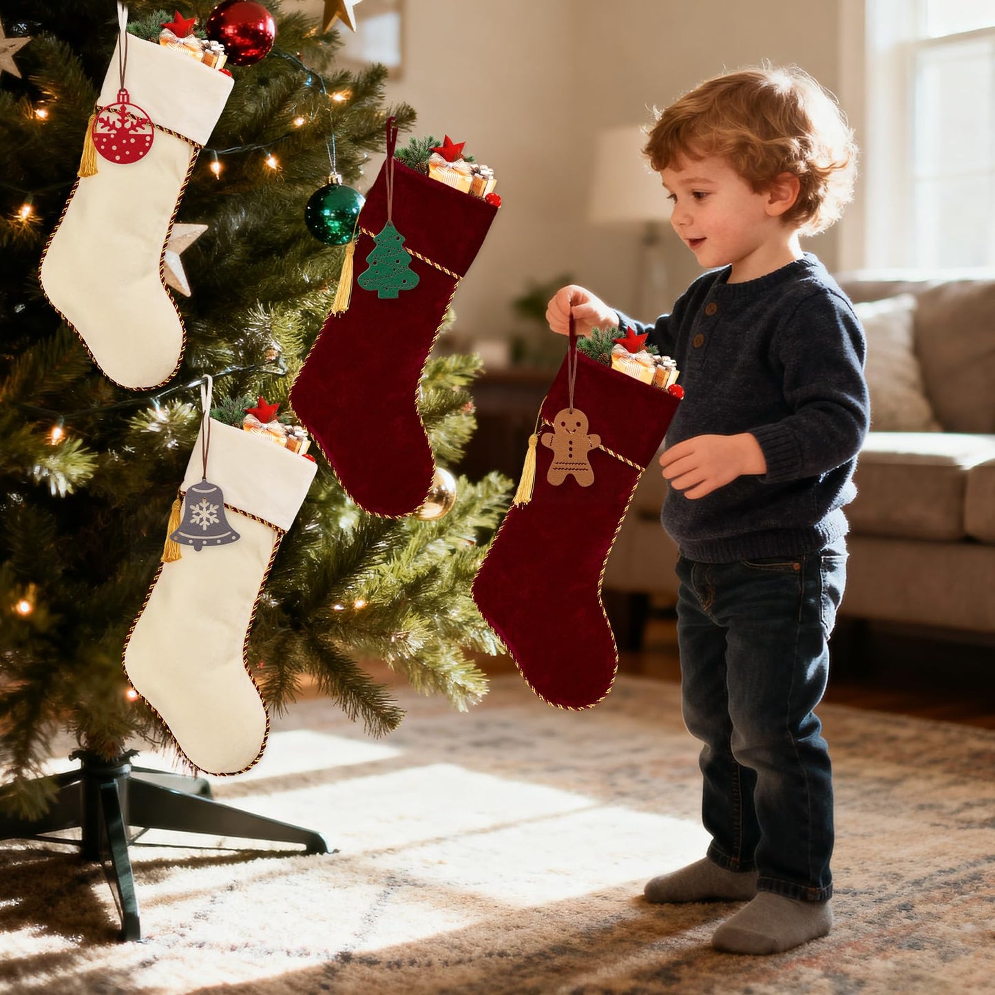 HiPeep 4 Pack Christmas Stockings, Red and White Luxury Velvet Christmas Stocking Set, Xmas Stocking for Fireplace, Tree Decorations
