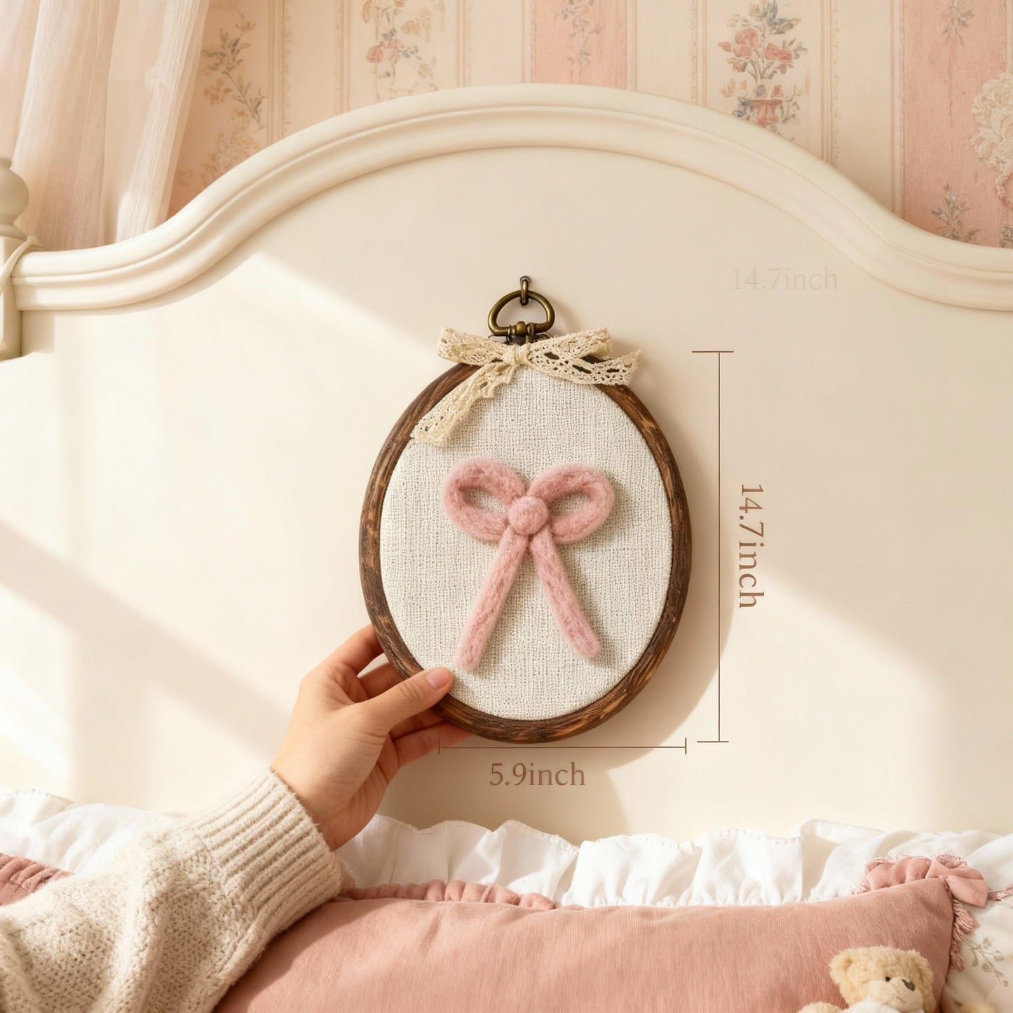 Soulchen Felted Pink Bow Nursery Wall Decor 5 x 6 Inch Cute Coquette Bow Pink Christmas Decor Wall Art Decorative Artwork for Nursery Bathroom Living Room Baby Room Bedroom Farmhouse Decoration
