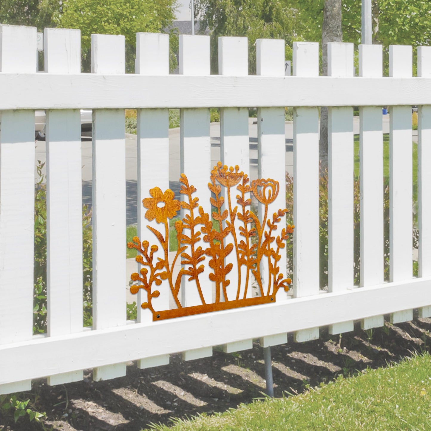 Metal Wild Flowers Stakes 14.4 * 14.0 inches, Metal Flowers Yard Art, Decorative Garden Stakes, Fence Topper Decor, Lawn Art Decor Plants Yard Decorations for Outdoor with Rusty Paint Process