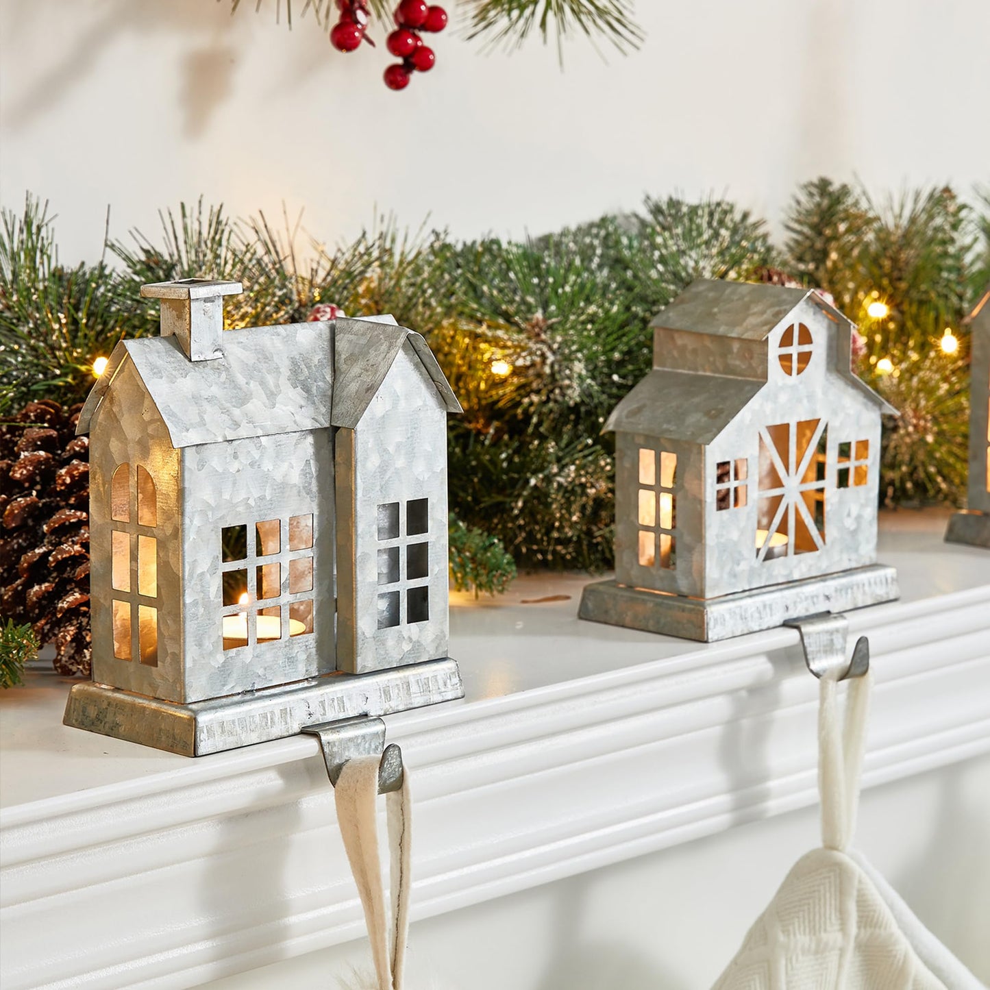 Glitzhome Galvanized Christmas Stocking Holder, Set of 3 Rustic Mantel Hooks for Fireplace, Heavy Duty Metal Sock Hangers with Country Farmhouse Design, Party Decorations for Holiday Home