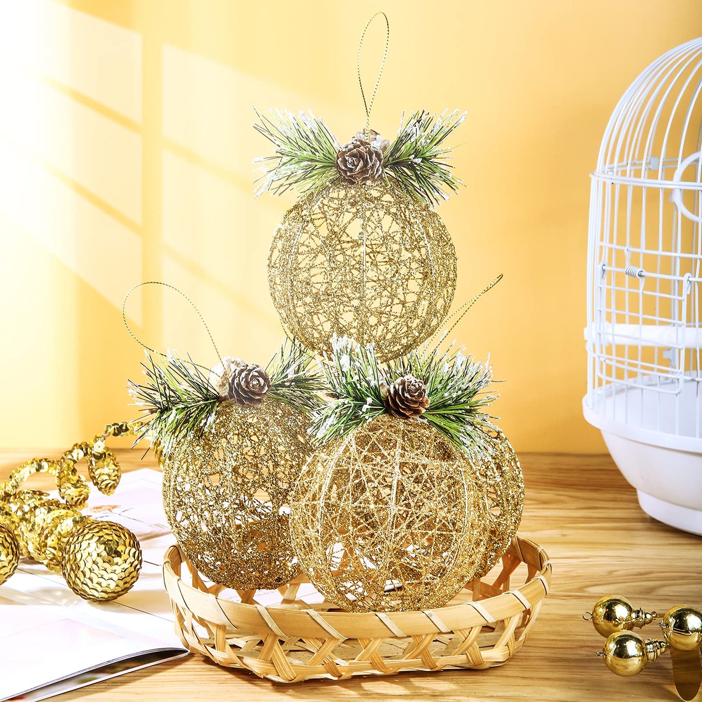 Christmas Ball Ornaments, 4pc Set Gold Pinecone Rattan Thread String Christmas Tree Ornament Xmas Trees Wedding Party Decorations