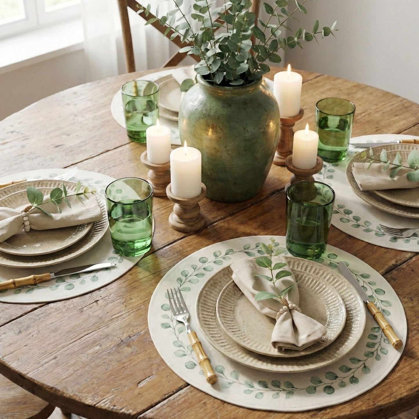 Maison Charlo Eucalyptus Napkin Rings Set of 4, Handmade Green Leaf Napkin Ring Holders, Natural Table Decor for Dining, Wedding, Rustic & Modern Table Settings