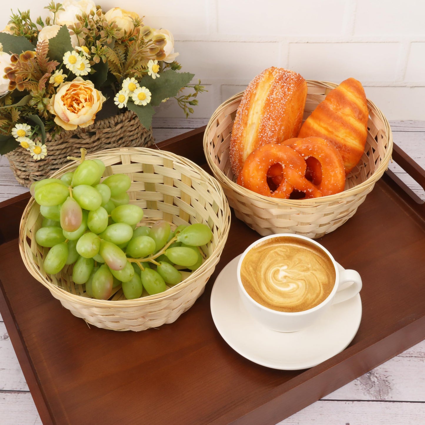 Geytetqi 10 Pack 8 Inch Round Bamboo Woven Fruit Baskets, Small Bamboo Wicker Gift Baskets for Kitchen, Restaurant, and Holiday Decor