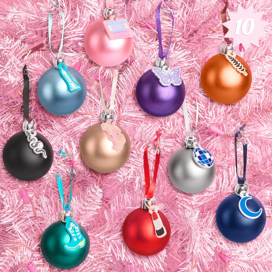 xo, Fetti Christmas Era Charm Ornament Set - 10 pcs | Multicolor Matte Tree Decorations, Friendship Bracelet Holiday Party, Cute Winter Gift, Stocking Stuffer