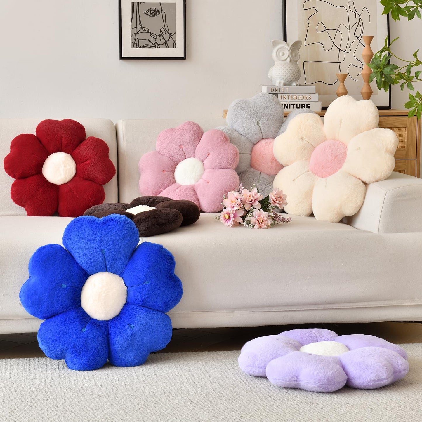 Flower Shaped Pillow, Cute Decorative Throw Pillows with Soft Rabbit Fur for Couch Bed Chair Floor, Christmas Pillow Seating Cushions with Room Décor for Bedroom Living Room(19.6 Inches, Brown)