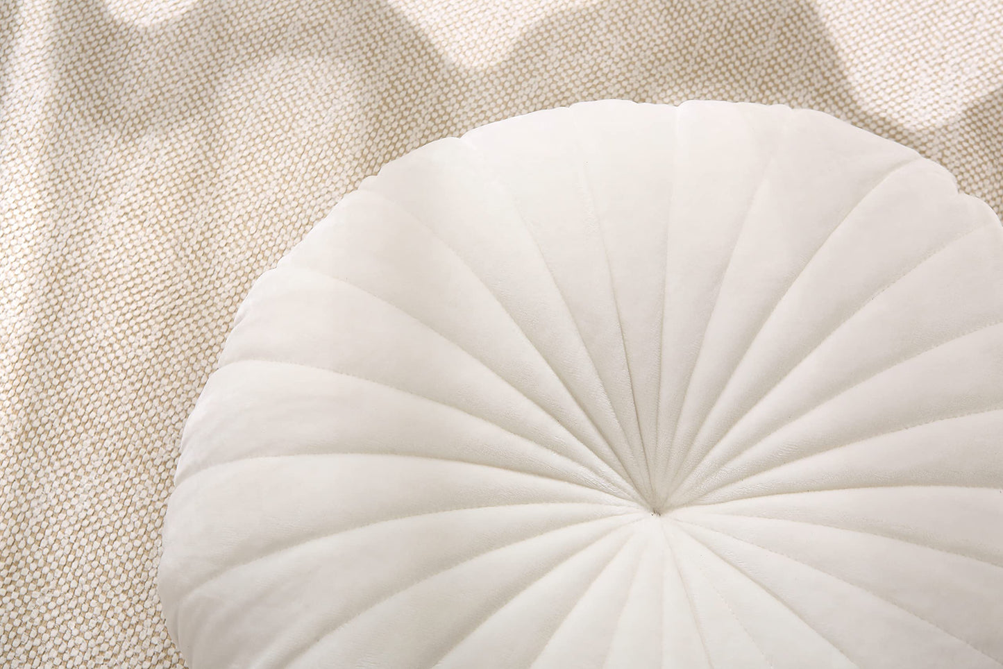 STRWARD Floor Pillow Meditation Cushion Round Large Floor Pillows Seating for Adults, Velvet Thick Floor Cushions for Yoga Living Room Balcony Outdoor Tatami（Beige）