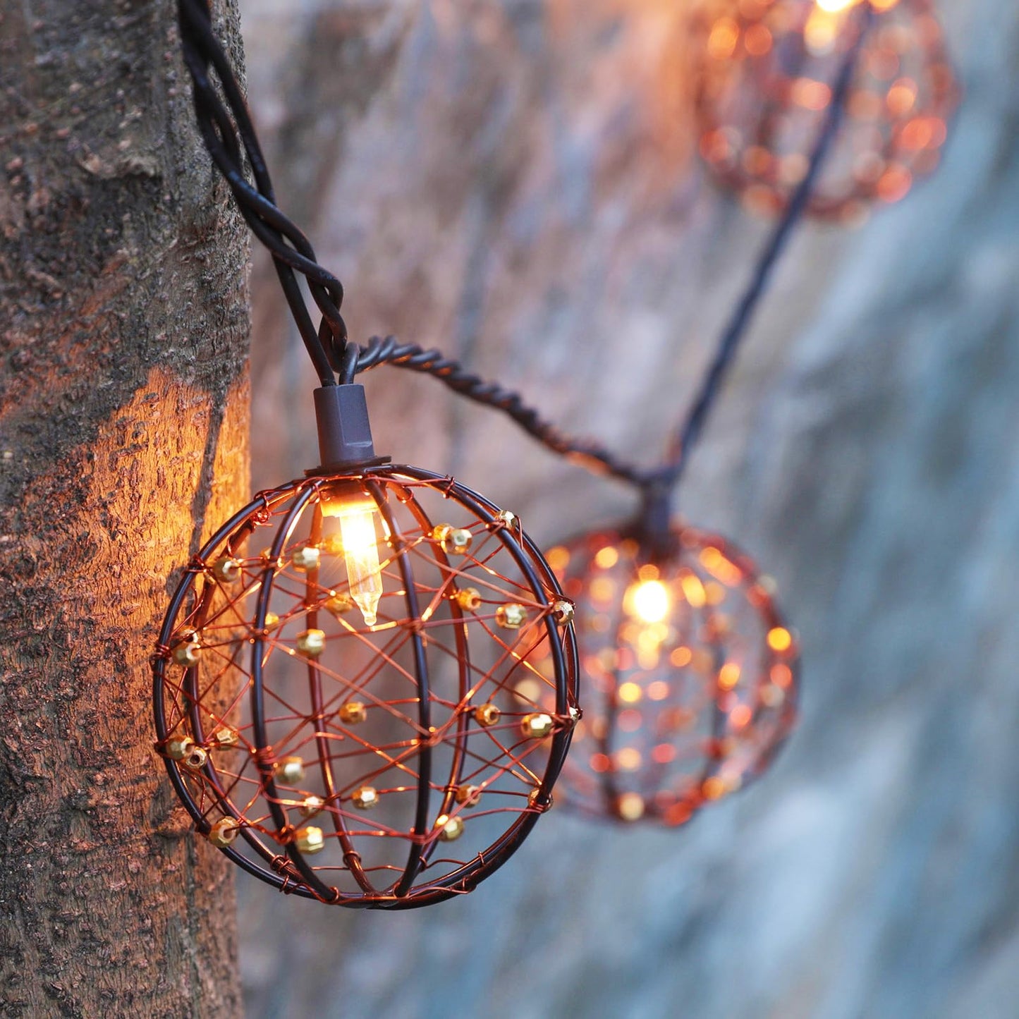Outdoor Decorative Patio String Lights, Beaded Copper Wire Ball Style Lantern Lights, Connectable Weather-Resistant Indoor Outdoor Novelty Whimsical Light for Home Pergola Bedroom Porch Party Backyard