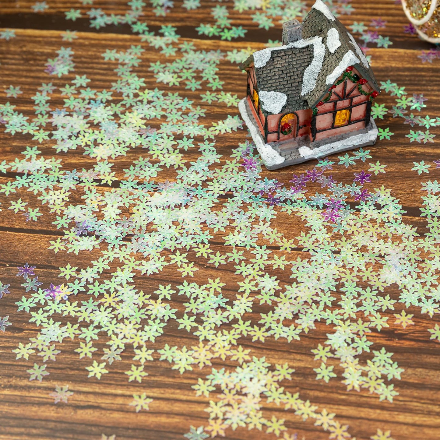 Jocomoni 2000pcs/50g Christmas Snowflakes Confetti Decorations,Iridescent Snowflake Table Confetti Glitter Snowflake Sequins for Winter Wonderland Party Home Decoration