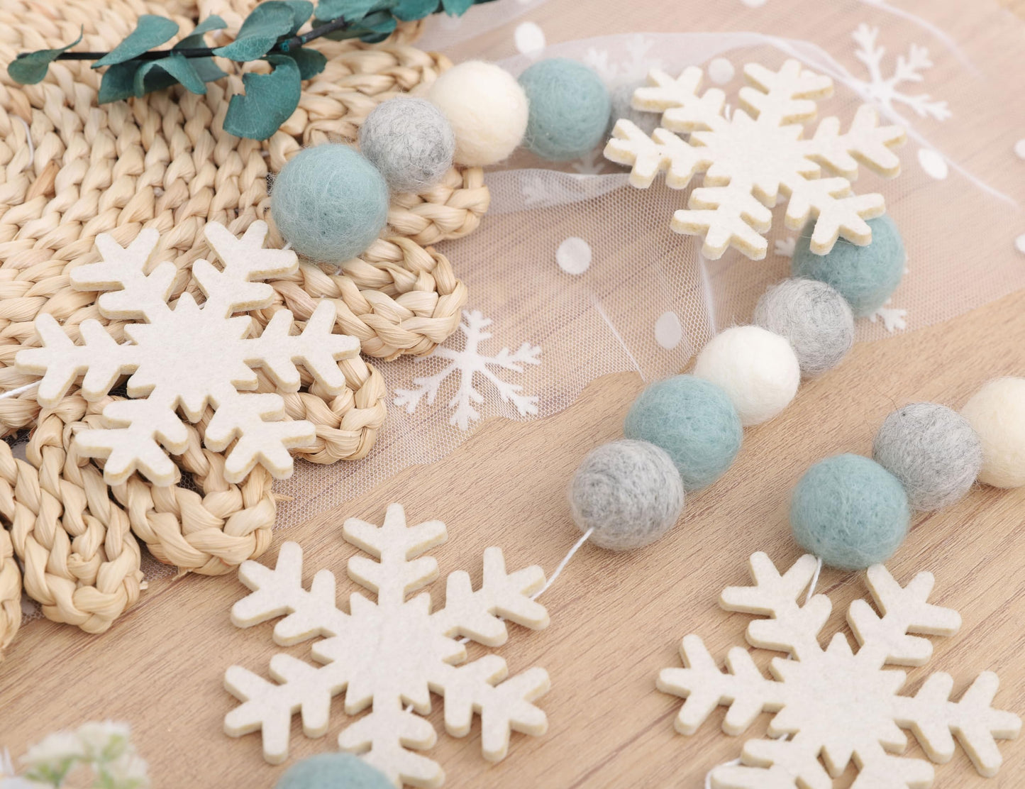 Snowflake Felt Ball Garland - Winter Birthday Home Decorations,Frozen Snowflake Garland Photo Props,Winter Wonderland Felt Ball Banner,Felt Snowflake Mantel Wall Hanging Decoration