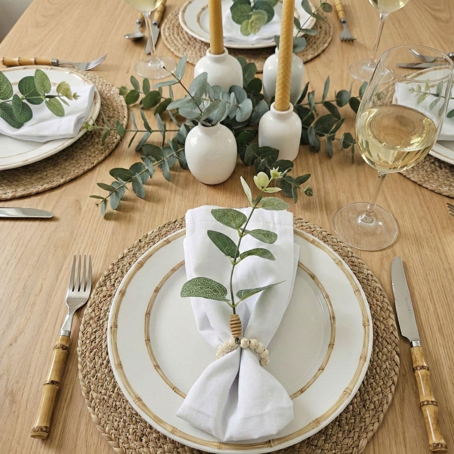 Maison Charlo Eucalyptus Napkin Rings Set of 4, Handmade Green Leaf Napkin Ring Holders, Natural Table Decor for Dining, Wedding, Rustic & Modern Table Settings