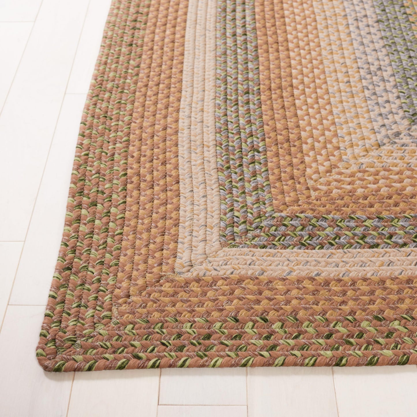SAFAVIEH Washable Rug Outdoor Braided Collection - 2' x 3', Tan & Multi, Handmade & Reversible, Non-Shedding & Easy to Clean, Ideal for Entryway, Patio, Kitchen, Mudroom, Front Door (BRD314A)