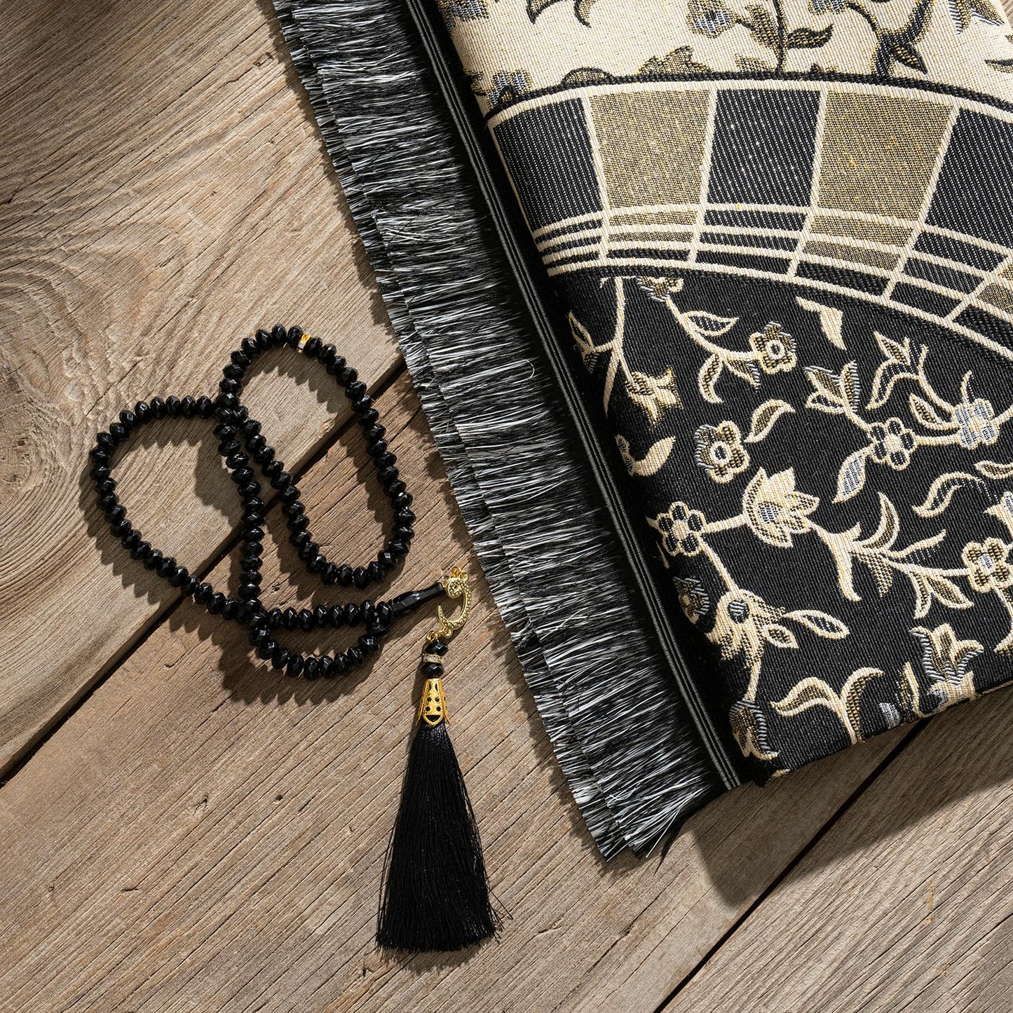 SUMELA Muslim Prayer Rug with Islam Prayer Beads - Travel Prayer Mat, Islamic Gifts for Women, Portable Prayer Matt Islam, Islamic Prayer Rug Islam Men Women, Praying Mat for Muslim Gifts, Black