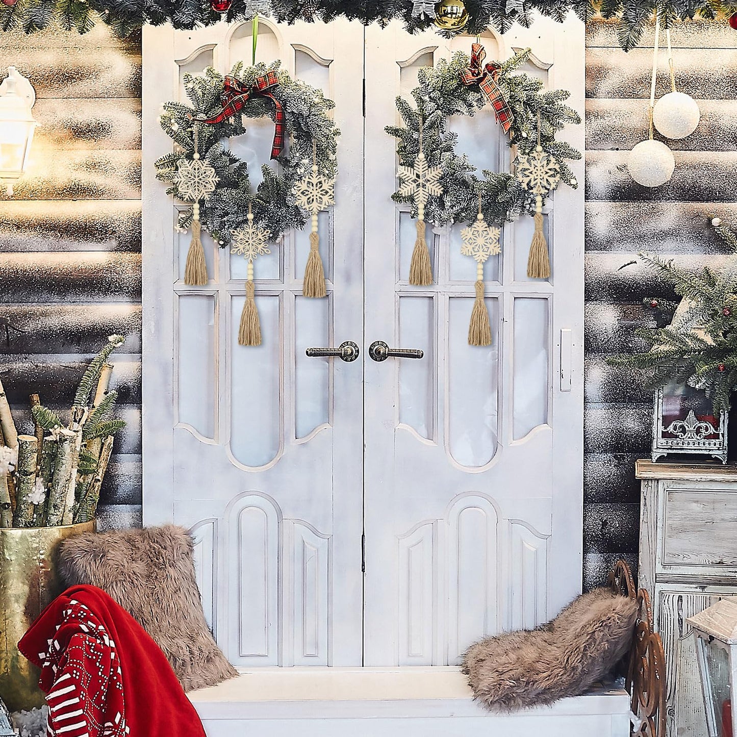 Barydat 18 Pcs Boho Christmas Snowflakes Ornaments Beads with Rope Wooden Tree Hanging Decorations Christmas Tree Hanging Ornament Wood Hanging Cutout for DIY Rustic Decor Crafts, 6 Style