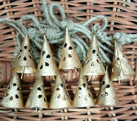 HIGHBIX Rusty Harmony Cow Bells 10 Pieces Vintage Handmade Rustic Lucky Christmas Hanging 2inch Bells (Cone Shape)