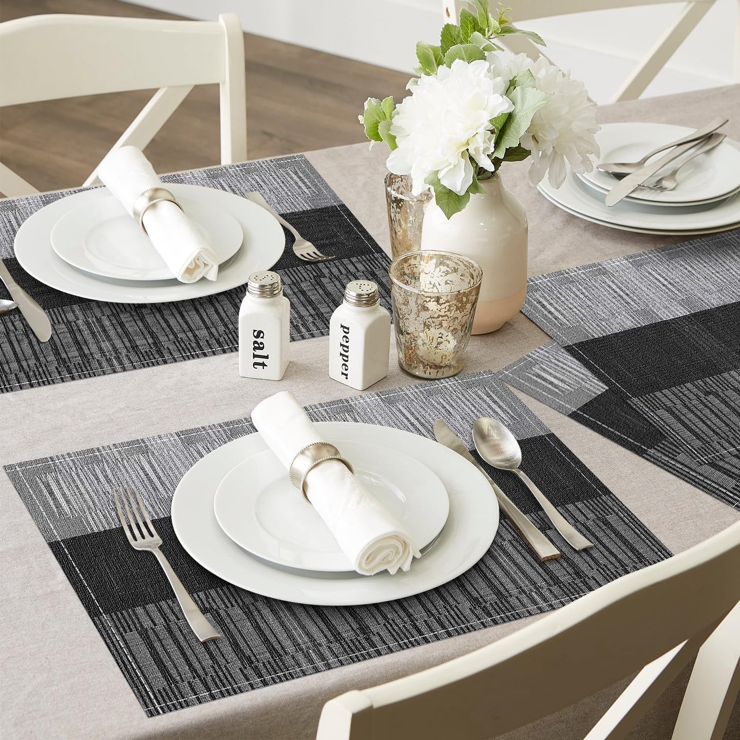 Niviy Black Placemats Set of 4, 12x18 Inch Washable Easy to Clean Heat-Resistant Anti-Skid Indoor Outdoor Table Mats for Holiday Party Kitchen Dining Room Decoration