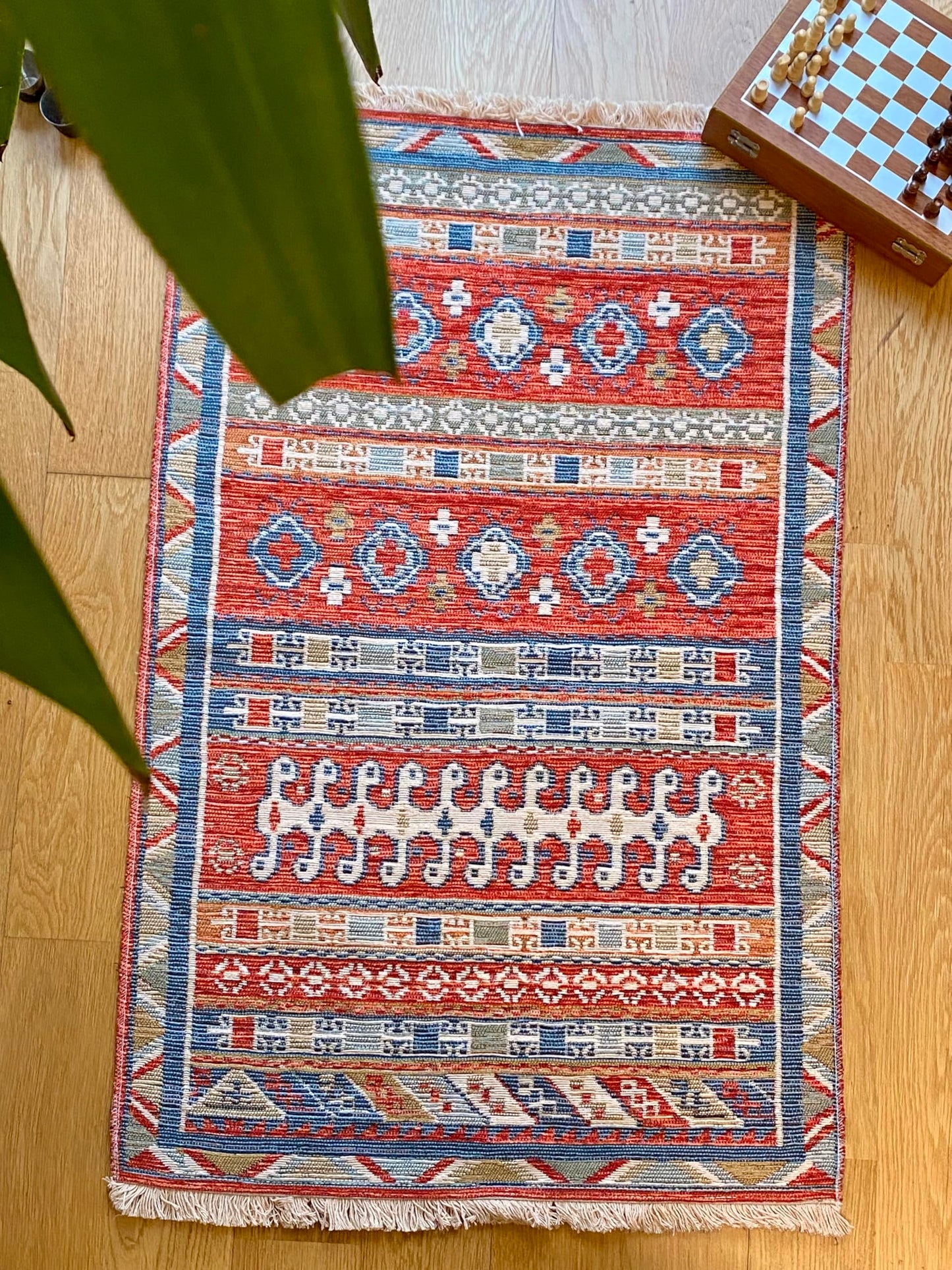 Secret Sea Collection: Modern Kilim Series Small Area Rug, Washable, Reversible, Cotton (2 x 3 feet, Worm Motif)