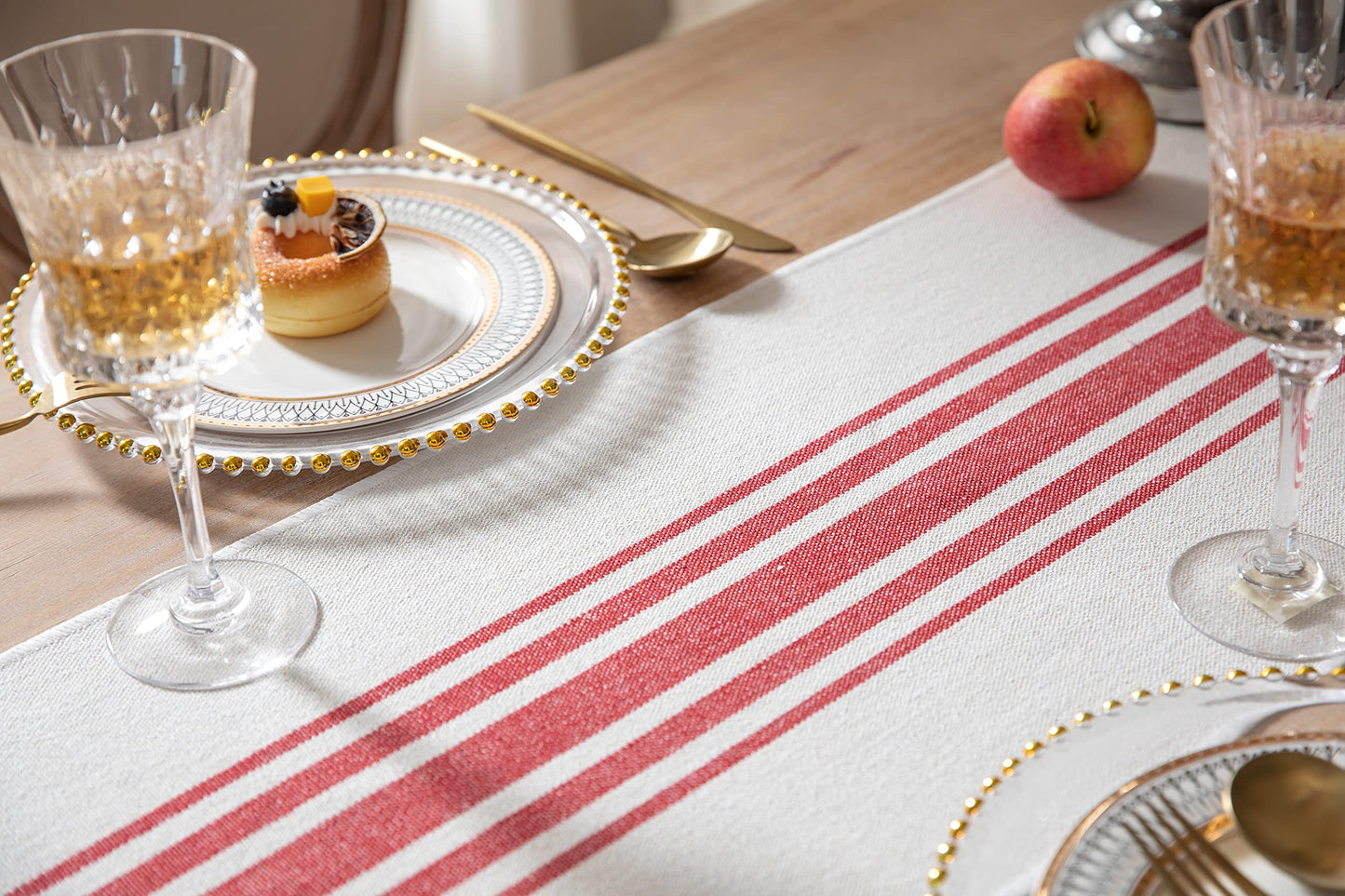Christmas Table Runner 13 x 72 Inch for Dining Table, Boho Christmas Decorations, Coffee Table Runner with Handcrafted Tassels, red and Beige Stripe Table Runner for Holiday, Winter