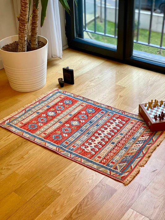 Secret Sea Collection: Modern Kilim Series Small Area Rug, Washable, Reversible, Cotton (2 x 3 feet, Worm Motif)