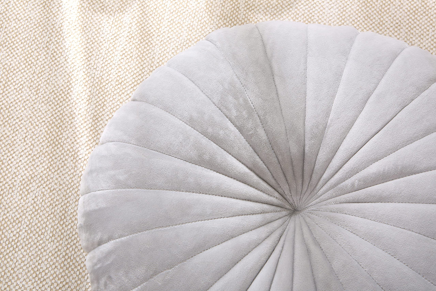 MolynnChic Floor Pillow Meditation Cushion Round Large Floor Pillows Seating for Adults, Velvet Thick Floor Cushions for Yoga Living Room Balcony Outdoor Tatami 18inch（Grey）