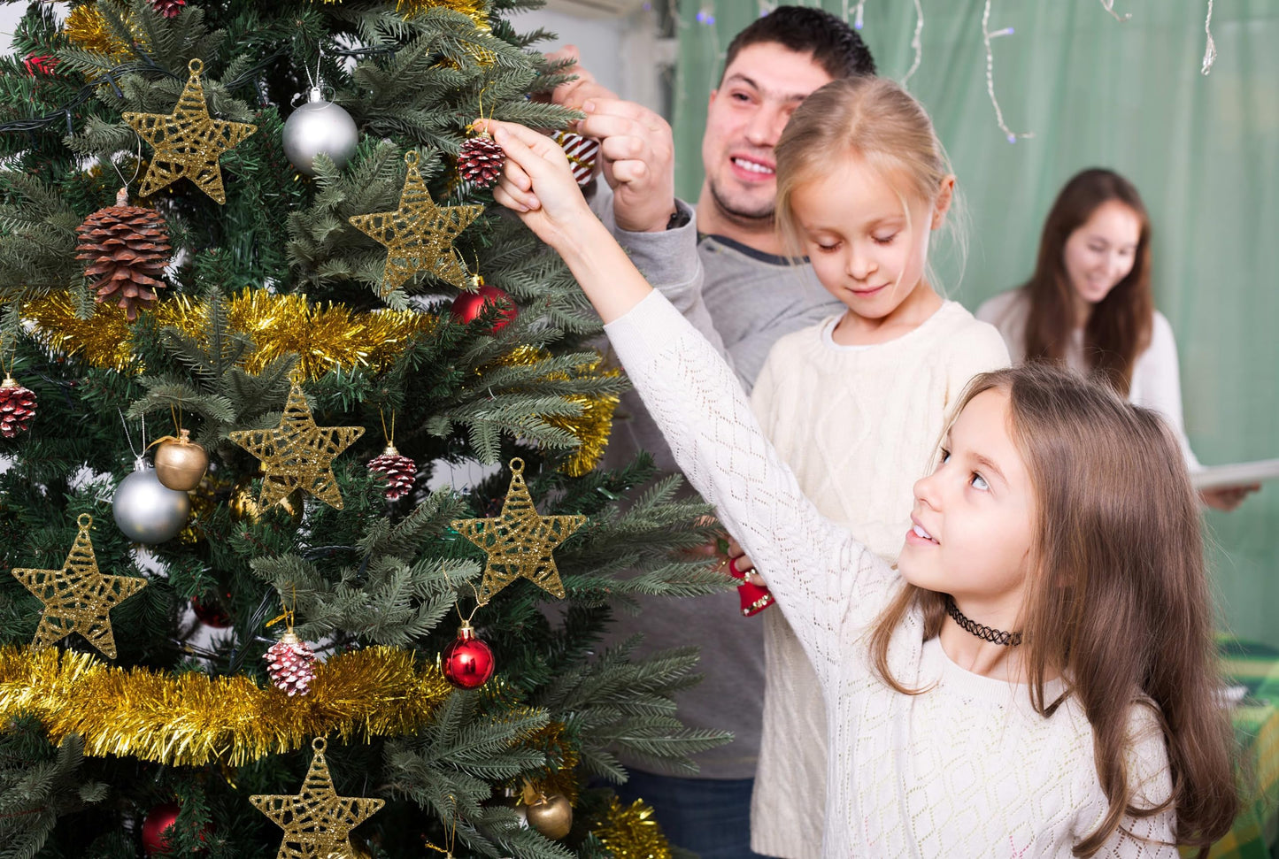Christmas Traditions 4 inch 3D Gold Glittered Rattan Star Ornaments Hanging Tree/X'Mas Gifts/X'Mas Table Decorations (Set of 8)