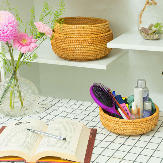 CLAYNIX Woven Fruit Basket For Holder Bowl Decorative Bread Vegetable, Serving Bowl Set of 3 For Organizing Kitchen Natural Rattan Picnic Basket Round Stackable (Natural)