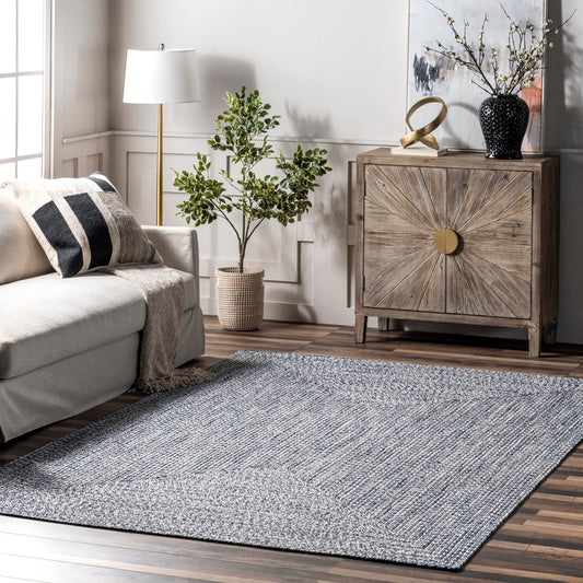 nuLOOM 3' x 5' Solid Hand Braided Indoor/Outdoor Area Rug, Pet-Friendly, High Traffic, Weather Resistant, for Patio, Balcony, Bedroom, Living, Dining Room, Wynn Navy