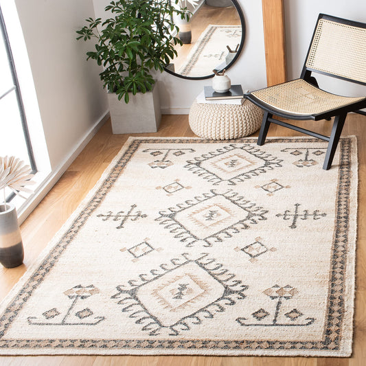 SAFAVIEH Kilim Collection Area Rug - 5' x 8', Ivory & Black, Handmade Flat Weave Jute, Ideal for High Traffic Areas in Living Room, Bedroom (KLM762A)