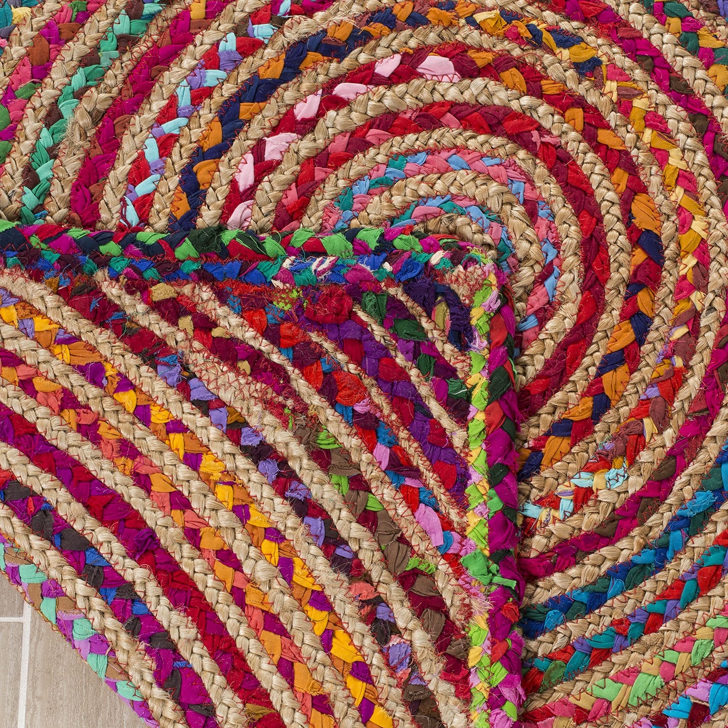SAFAVIEH Cape Cod Collection Accent Rug - 2' x 3', Red & Multi, Handmade Boho Braided Circles Jute & Cotton, Ideal for High Traffic Areas in Entryway, Living Room, Bedroom (CAP203A)