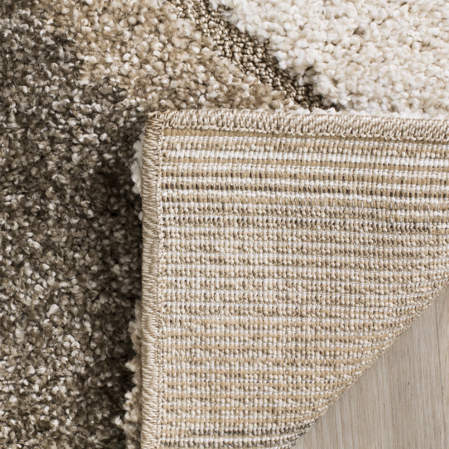 SAFAVIEH Florida Shag Collection Accent Rug - 3'3" x 5'3", Cream & Smoke, Modern Design, Non-Shedding & Easy Care, 1.2-inch Thick Ideal for High Traffic Areas in Foyer, Entryway, Bedroom (SG461-1179)