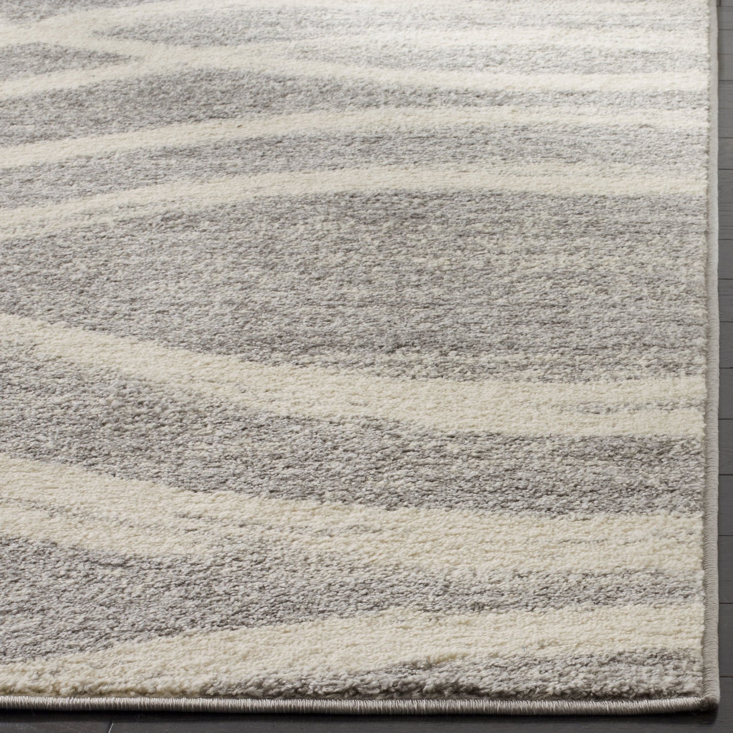 SAFAVIEH Area Rug 8x10 - Adirondack Collection - Large - Grey & Cream, Modern Wave Design, Non-Shedding & Easy to Clean, Ideal for Living Room, Bedroom, Dining Space (ADR125B)